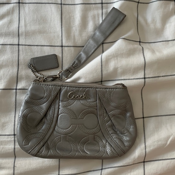 Decent condition Coach wallet - Picture 1 of 4